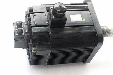 СИГМА S-AXIS 38.1A InsF 1500r/min 200VAC 4400W AC МОТОРА СЕРВОПРИВОДА SGMRS-44A2A-YR21 Yaskawa