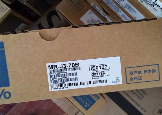 Мицубиши Промышленные сервоприводы MR-J3-70B 3.8AMP 750W 200V SSCNET 3PH Усилитель