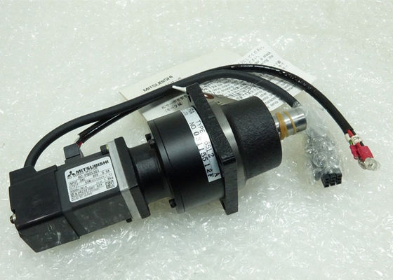 Mitsubishi NEW HC-PQ053G1 AC SERVO MOTOR 50W Редуктор TAKAMURA K6512A