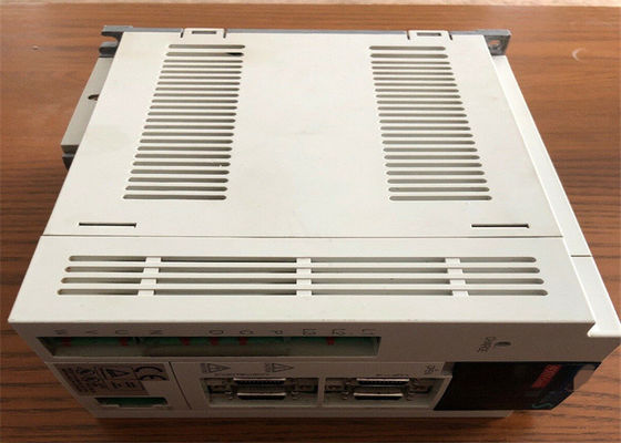 Mitsubishi Servo Drive MR-J2S-60A4 600W Промышленный усилитель переменного тока 1.4A 380-480VAC Новый