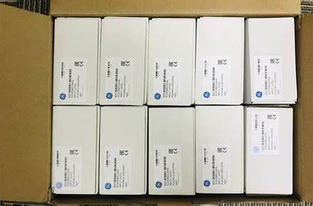 GE IC200MDL144 VersaMax Дискритетный входный модуль, 240 VAC Положительная логика, 16 баллов