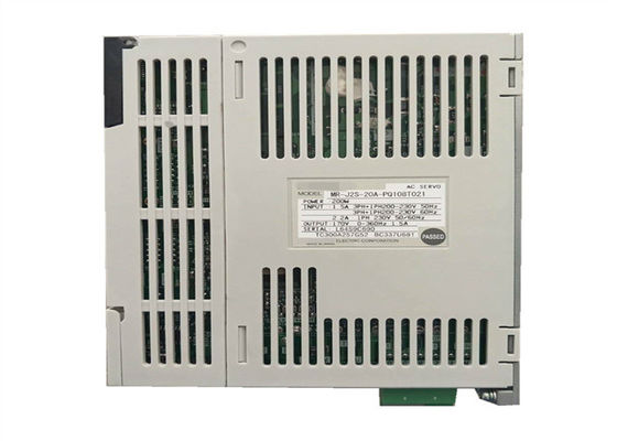 Mitsubishi 200W Промышленный сервопривод МР-J2S-20A-PQ108T021 Усилитель 170В 0-360HZ