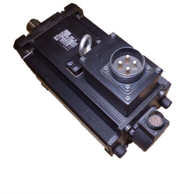 OMRON R88M-G3K020T-S2-Z Мотор переменного тока Сервомотор 2000 оборотов в минуту 3 кВт Абсолют 230ВАК