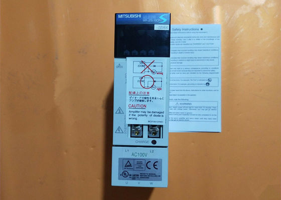 Новый Мицубиши AC SERVO ДРИВЕР MR-J2S-10CP1-S084 100W 200V промышленный усилитель совершенно новый