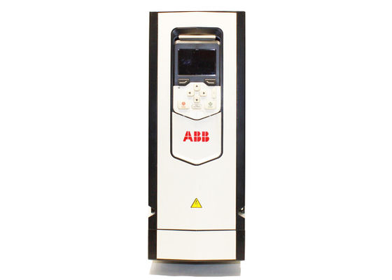 ACS880-01-03A3-3 3ABD00035959-D ACS880 Одиночные приводы 1.1KW 3.3A