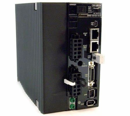 OMRON R88D-GT15H-Z Серво 50 Вт До 15 КВт Ввод привода обеспечивает частотный ответ 2 кГц