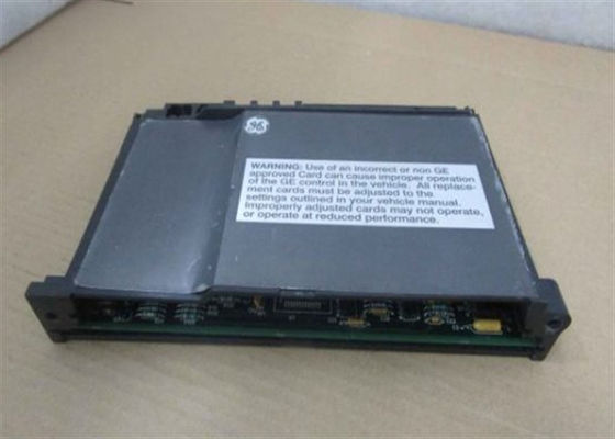 GE FANUC IC693PWR330 Новый модуль питания в оригинальной коробке