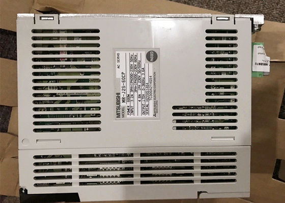 Япония Mitsubishi Industrial AC Servo Driver MR-J2S-60CP Мощность 600w Электрический усилитель Новый