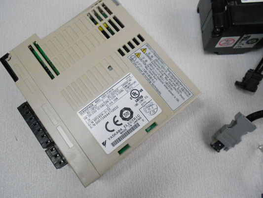 Yaskawa SGDS-01A01A Сервоприводы типа AC 100W 200V Новый оригинальный