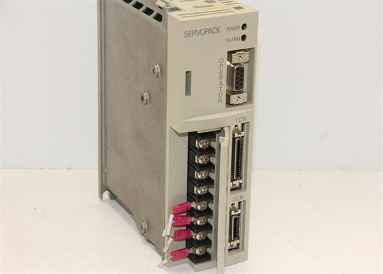 Новый сервоусилитель Yaskawa SGDA-01AS 230V 100W Новый в оригинале
