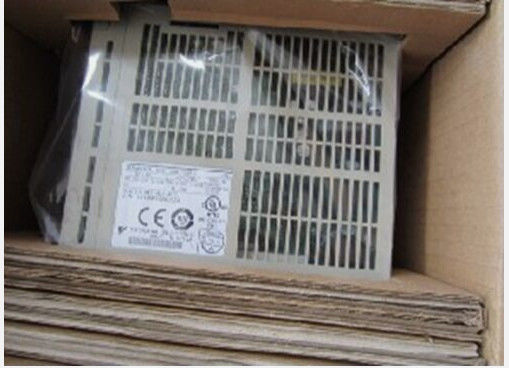 Yaskawa SGDM-10ADA 200-230V 50/60HZ Обменный ток однофазный/трехфазный 200V