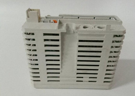 ABB DO815 3BSE013258R1 8 канал 24V цифровой выходный модуль с защитой от перегрузки