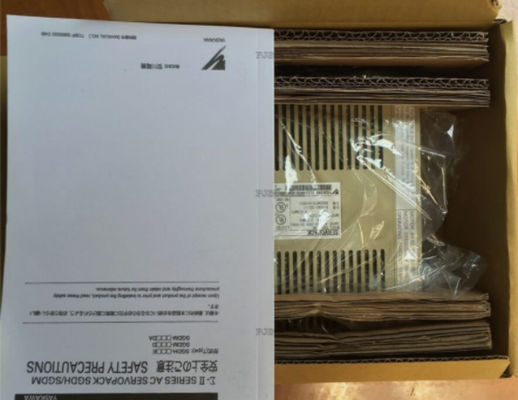 Yaskawa SGD-04AP SERVOPACK 230VAC В 400WATT 2,6 ампер ВНЗ