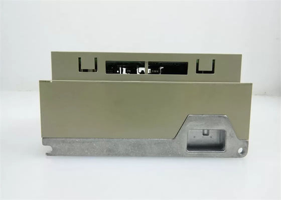 Yaskawa SGDH-A5AEY705 Промышленный новый сервопривод 50 / 60Гц 230В
