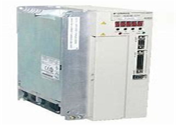 Yaskawa SGDH-30DE-OY Новый оригинальный сервоусилитель Sigma-II 400В