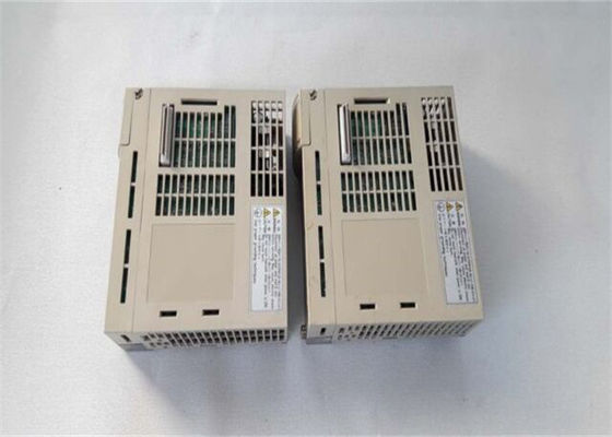 Yaskawa SGDG-01GT Legend Series Новый сервоусилитель 0.1kw 253V