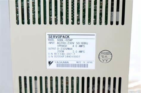 Новые промышленных сервоприводов Yaskawa SGDL-02AP 230V в оригинале