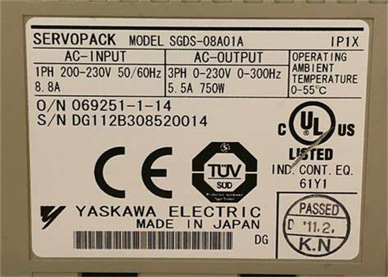 Новая Yaskawa SGDS-08A01A Сервоусилитель Сервопакет 750W 230В