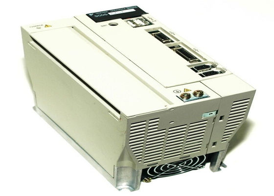 Яскава SGDS-20A12A Новый 200 В сервоусилитель в коробке