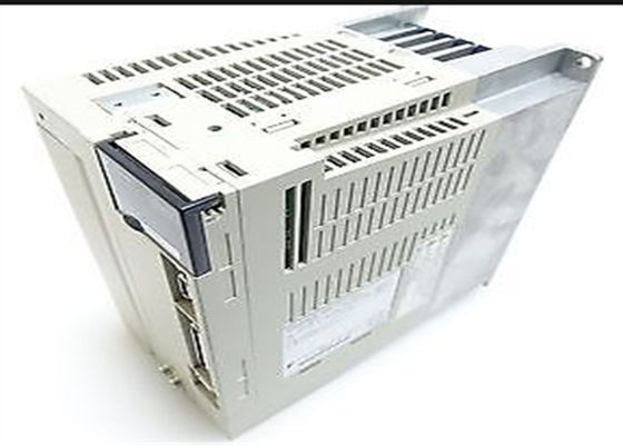 Новый сервоусилитель Yaskawa SGDS-30A05A в оригинальной коробке