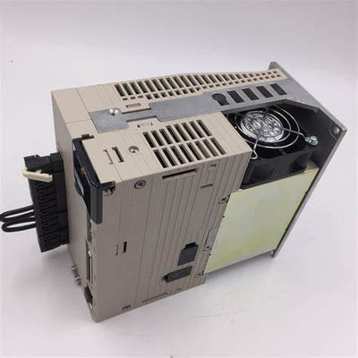 Яскава SGDV-120A01A серия AC сервоусилитель 230V совершенно новый