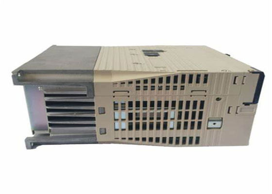 Бренд Yaskawa SGDV-180A11A AC сервоусилитель 200В Новый оригинальный