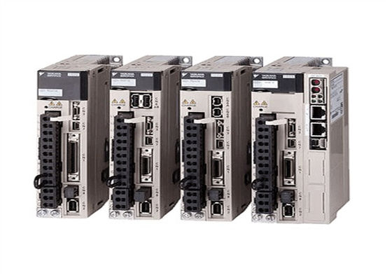 Yaskawa совершенно новый SGDV-1R6A01A AC сервоприводы в оригинальной коробке