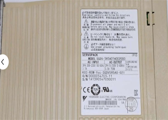 Yaskawa SGDV-5R5A01A002000 200В сервоусилитель переменного тока оригинальный Новый