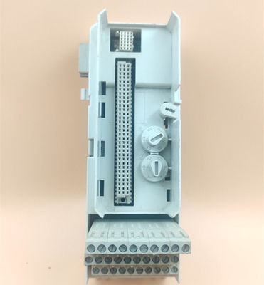 ABB TU810V1 3BSE013230R1 Комплексный модуль терминального блока 2x8 сигнальных терминалов