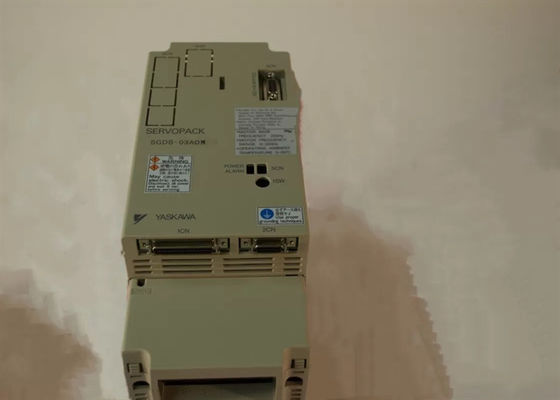 Сервоприводы Yaskawa SGDB-03ADM Оригинальный Новый в коробке 0.3kw