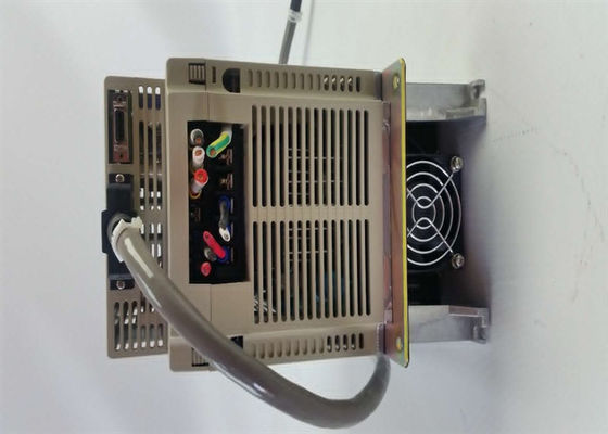 Новый Yaskawa SGDB-20VD AC Servo Drives 230V напряжение оригинальная коробка
