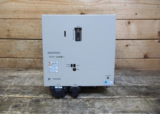 SGDB-44ADS Yaskawa Промышленные сервоприводы совершенно новый оригинальный