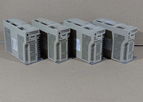 Сервоприводы Yaskawa SGD-02AH Sigma серии совершенно новые в коробке