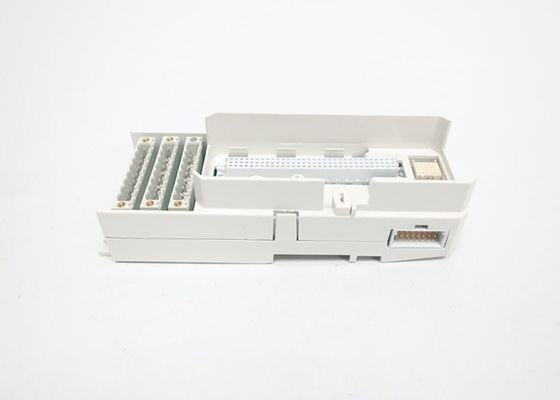 ABB 3BSE036714R1 TU813 компактный МТУ 250В Сжатые сцепные разъемы Модуль окончание