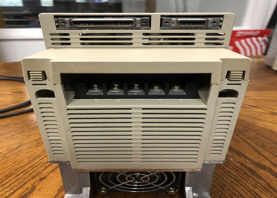 SGDB-15ADG-P AC Servo Drives Новая Яскава в оригинальной коробке