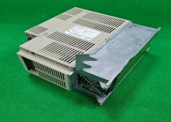 Сервоприводы Yaskawa SGDB -15ADP Sigma Series Новая оригинальная коробка