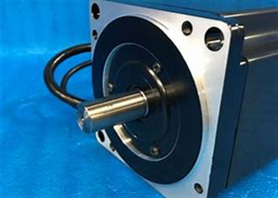 Yaskawa SGMP 15A314 AC сервомотор совершенно новый в оригинальной коробке