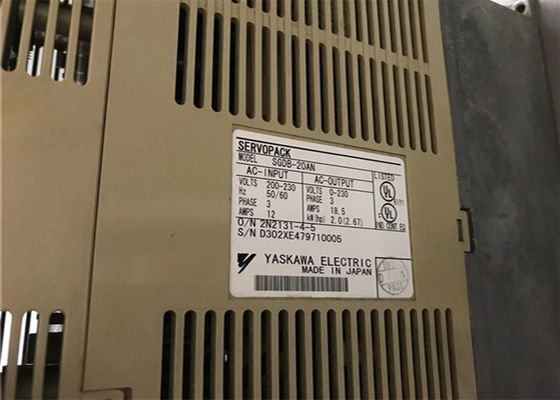 Сервоприводы Yaskawa SGDB-20AN совершенно новые в оригинальной коробке 200 В