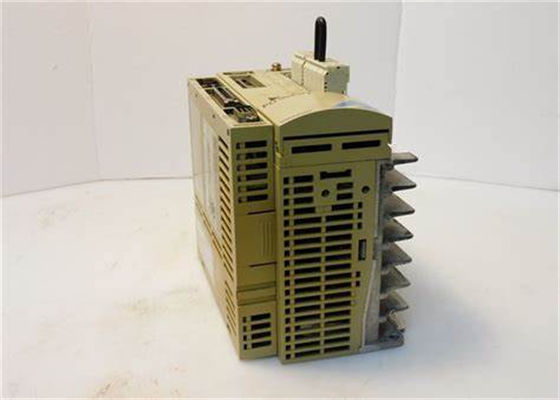 Сервоприводы Yaskawa SGDG-04GT-F Industry совершенно новый оригинальный