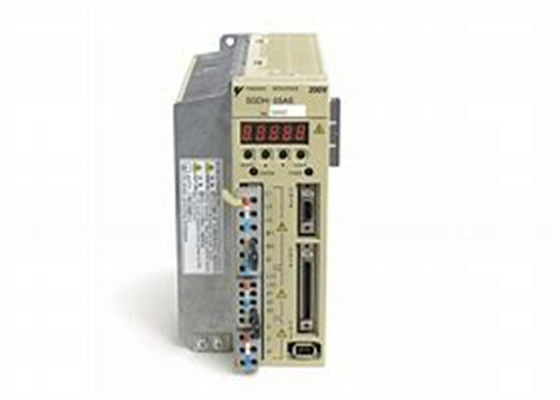 Сервоприводы Yaskawa Sigma 2 Series SGDH-05AE совершенно новые в коробке