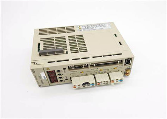 Сервоприводы Yaskawa Sigma 2 Series SGDH-A3BE совершенно новые в коробке