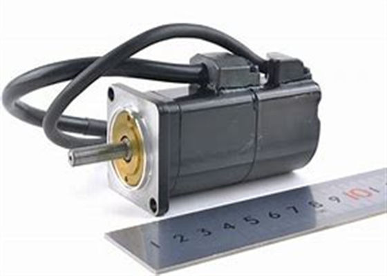 Yaskawa SGMAH-A5A1A21 AC сервомотор совершенно новый в оригинальной коробке