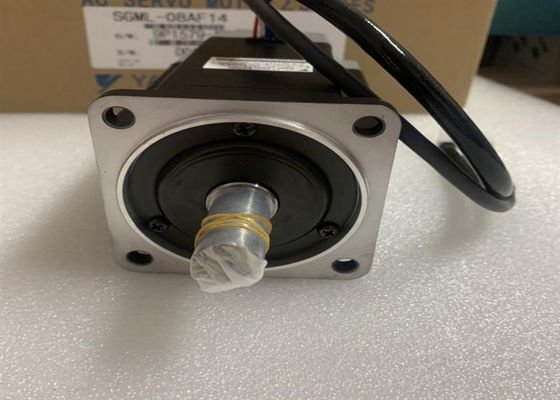 Yaskawa SGML-08AF14 AC сервомотор совершенно новый в оригинальной коробке