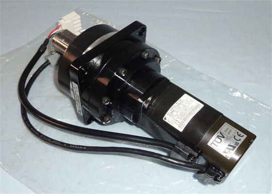 Yaskawa SGMAH-01AAAHC61 Серия AC Сервомотор Новый в коробке