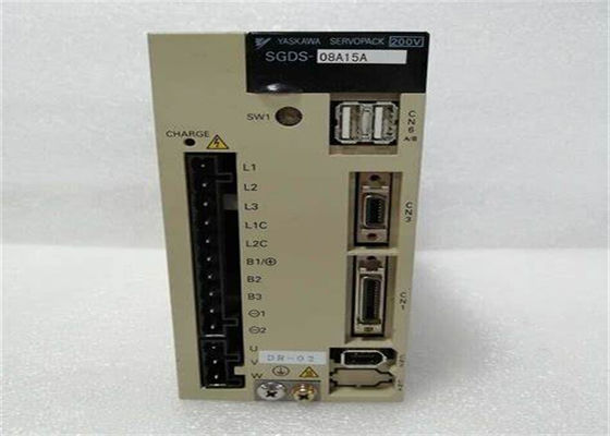 SGDS-08A15A Яскава сервоприводы совершенно новые в оригинальной коробке 0.75kw