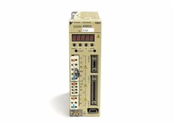 Совсем новая Yaskawa Industrial Servo Drives SGDM-A5BDA оригинальная