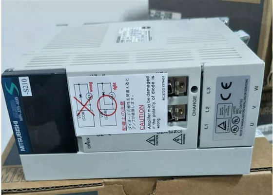 MR-J2S-40B-S210 Промышленный и компактный сервомоторный драйвер переменного тока