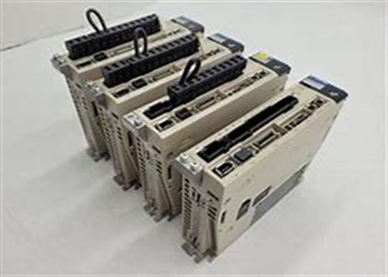 Yaskawa 750W AC Servo Drives SGD7S-1R6A20A Новый в оригинальной коробке