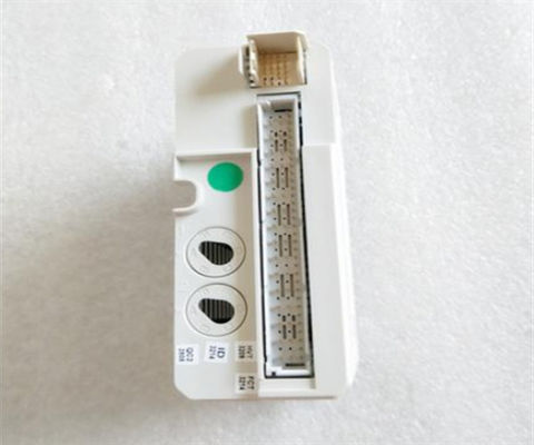 ABB DI825 3BSE036373R1 ABB Модуль цифрового ввода Модуль усилителя