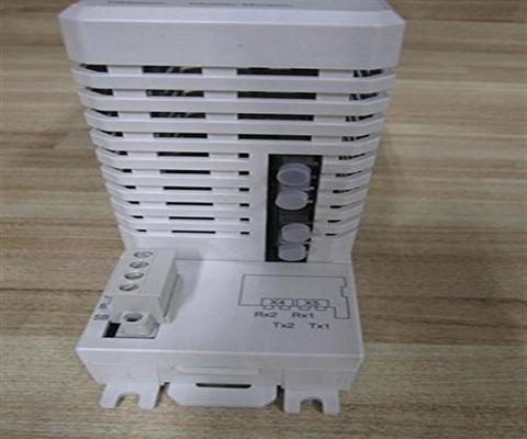 ABB 3BSE013208R1 Модульный автобус кластера Модем типа TB820V2